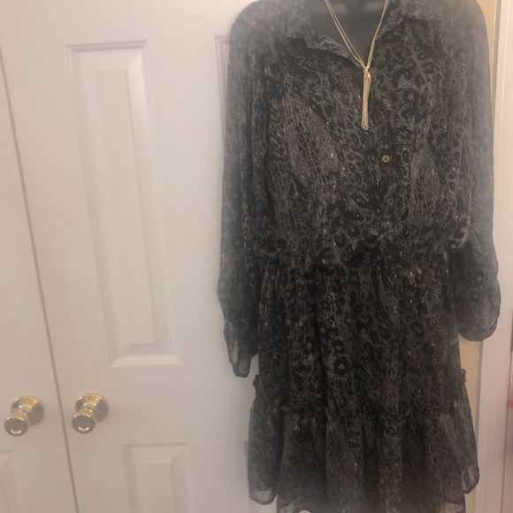 lovestitch Dresses & Skirts - LNWOT Lovestitch ruffly dress